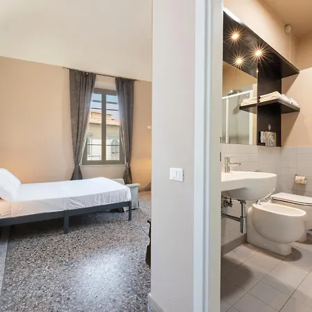 La Torre Garbata Pisa