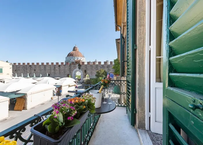 La Torre Garbata Pisa